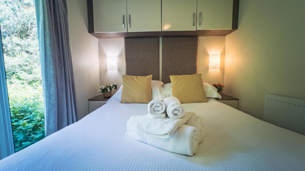 Hazel Oaks, Beautiful Lodge With Hot Tub - Sleeps 6 - Felmoor Park Morpeth Extérieur photo